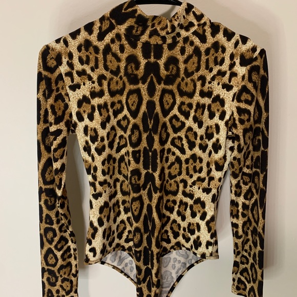 Sytung Leopard Turtleneck Long Sleeve Bodysuit Size Medium - Picture 5 of 7